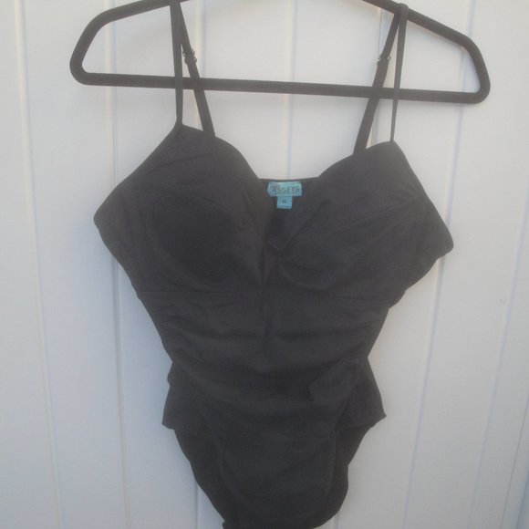 Spanx Love Your Assets Women's Black Size XL One-Piece Push Up Bathing Swimsuit - Picture 3 of 5